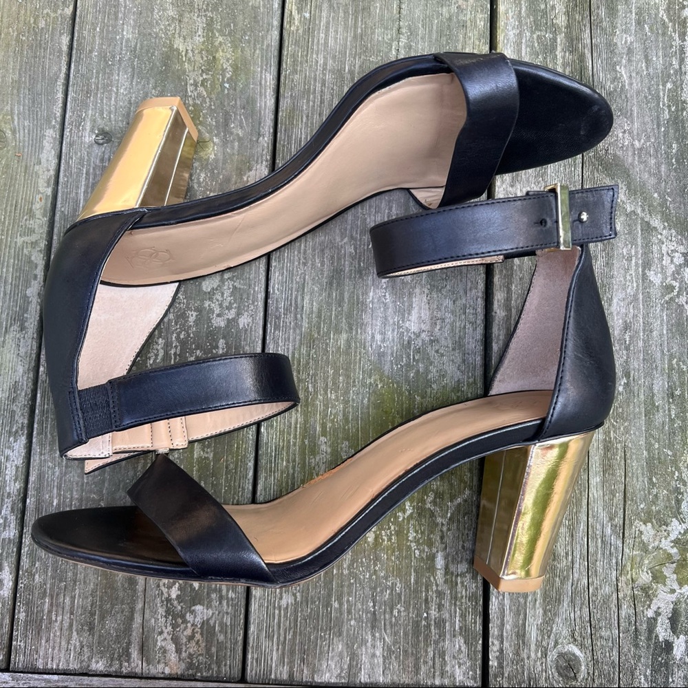 Ann Taylor gold block heals 8.5